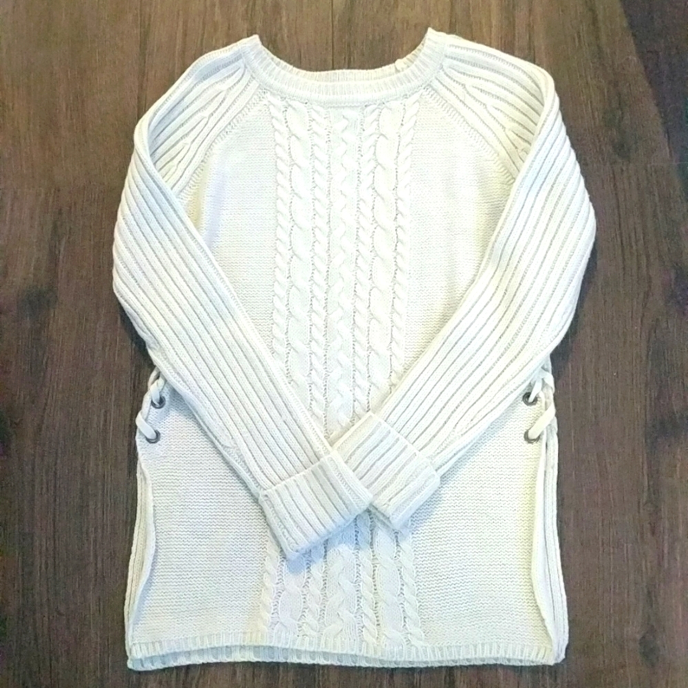 Cream colored Knit Side-Slit Sweater